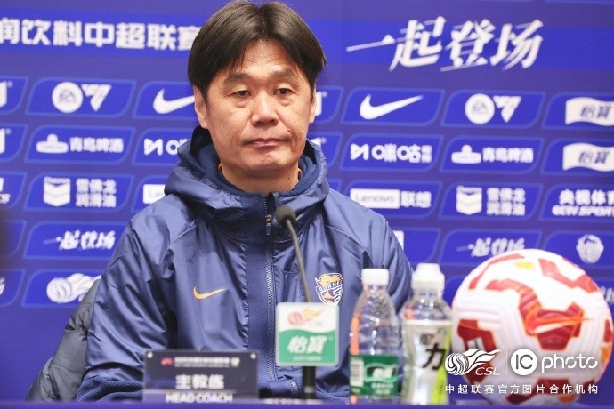 李霄鹏：同城德比万众瞩目 最重要的是两个队都全力以赴